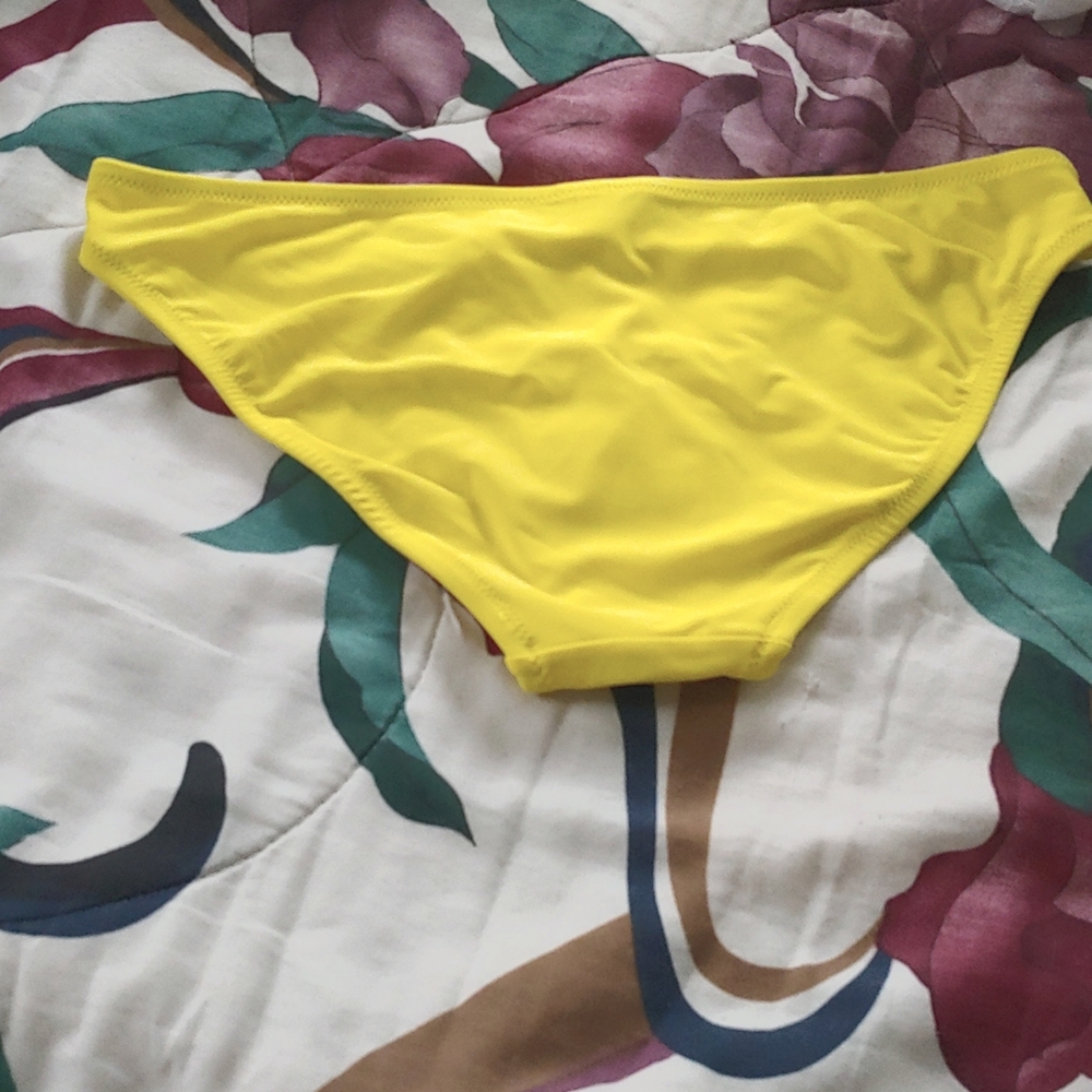 Bikini Bottom - Picture 2 of 3